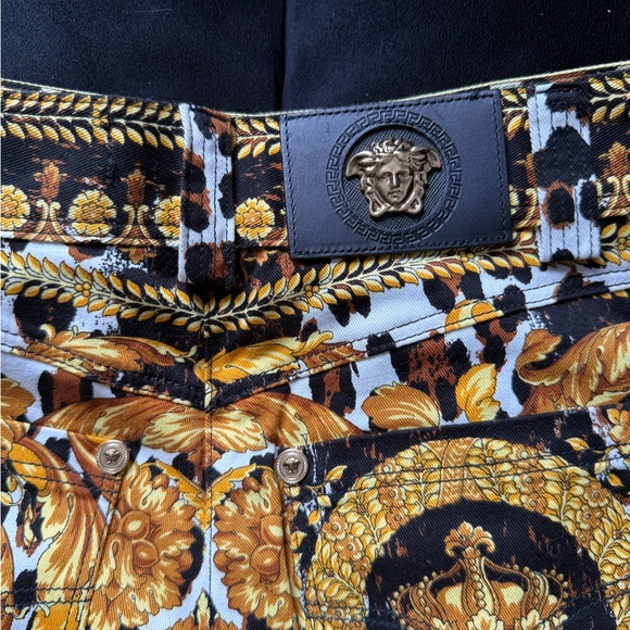 Versace tribute wild baroque SS 1992 collection jeans - Picture 9 of 12
